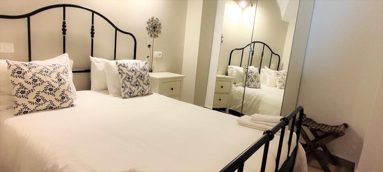 Apartamentos Turisticos Encanto Caces Kültér fotó