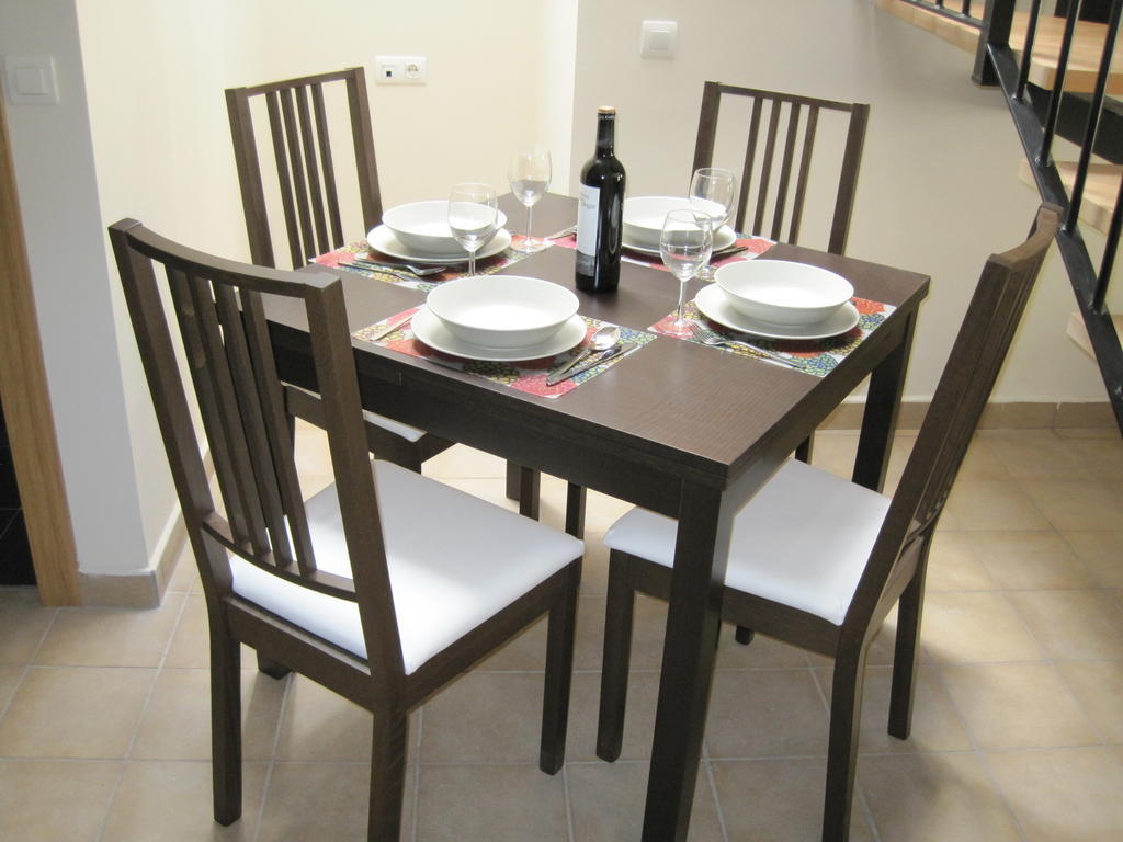 Apartamentos Turisticos Encanto Caces Szoba fotó
